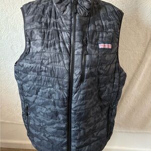 Vineyard Vines Performance Puffer Vest Quilted Camouflage size Large men’s